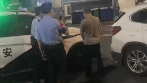 男生正面撒尿全程视频,揭秘男生如厕全过程